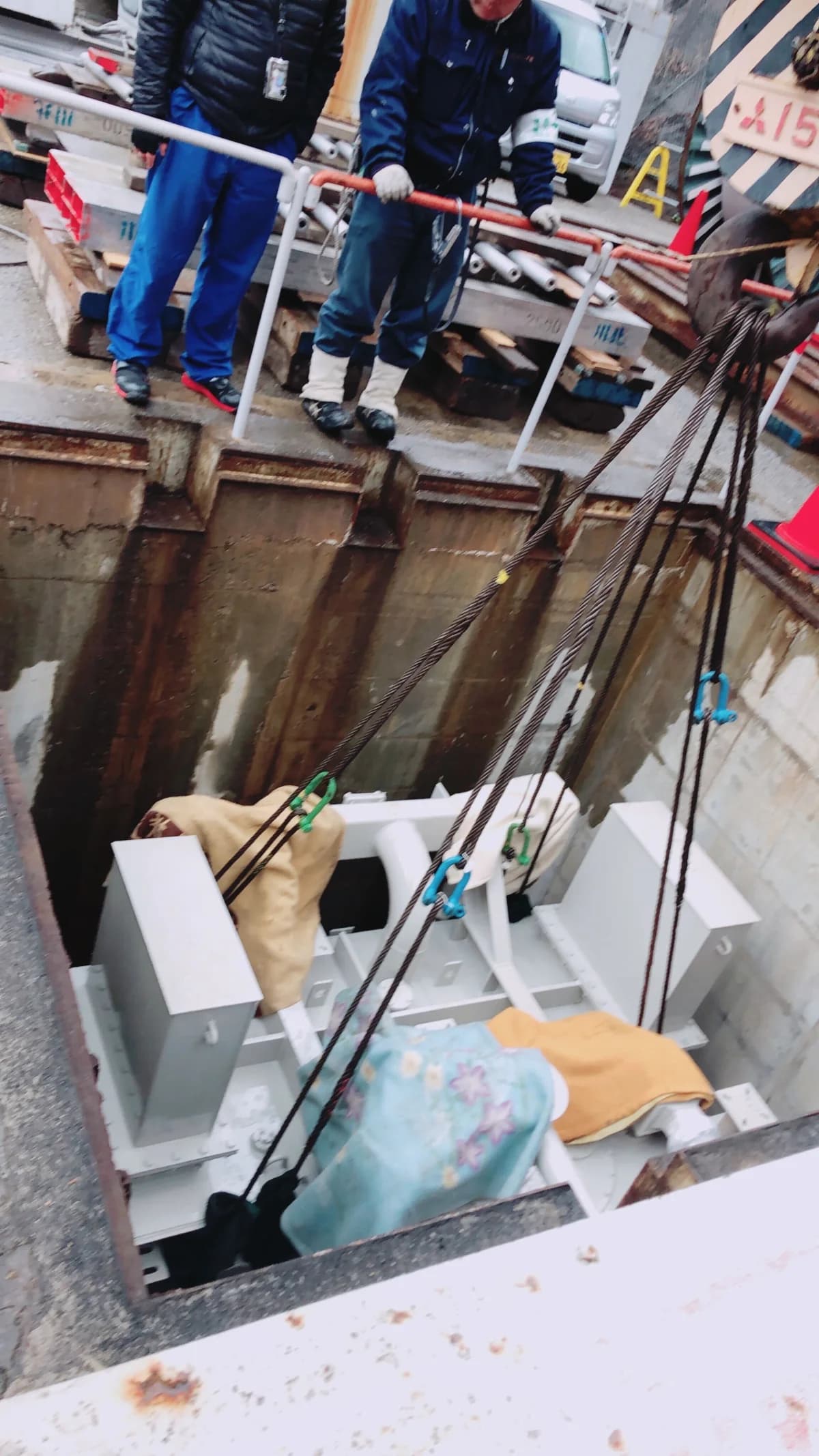 重量物搬入・据付工事 - 4枚目