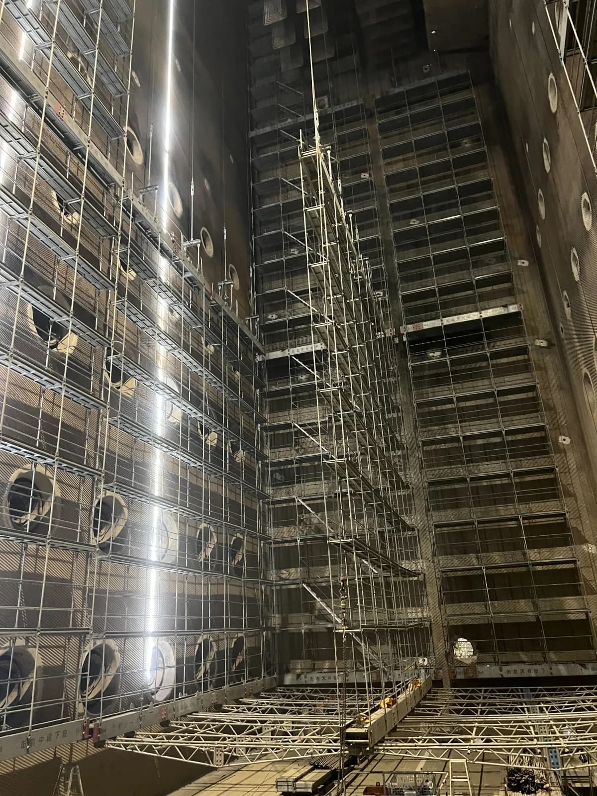 火力発電所 足場工事
